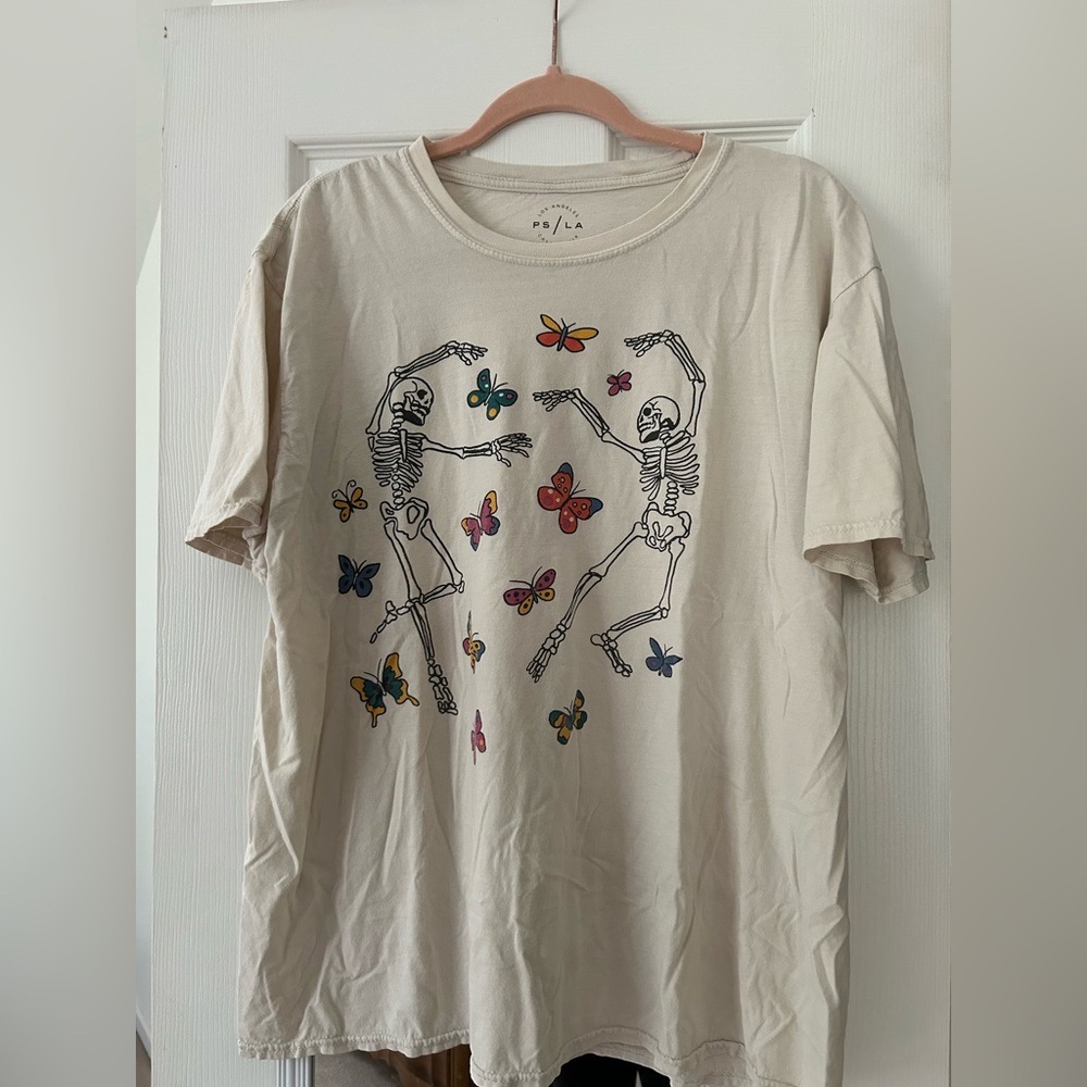 PS/LA Cream T-Shirt with skeletons and flowers